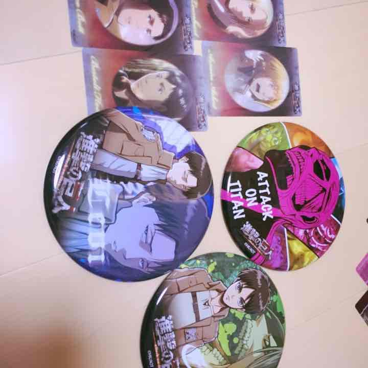 進撃の巨人 グッズ