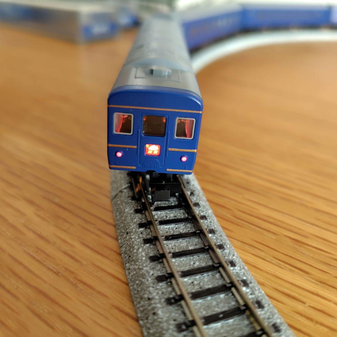 KATO 24系25形 \"ブルートレイン\" Nゲージ 10-067、068+1両