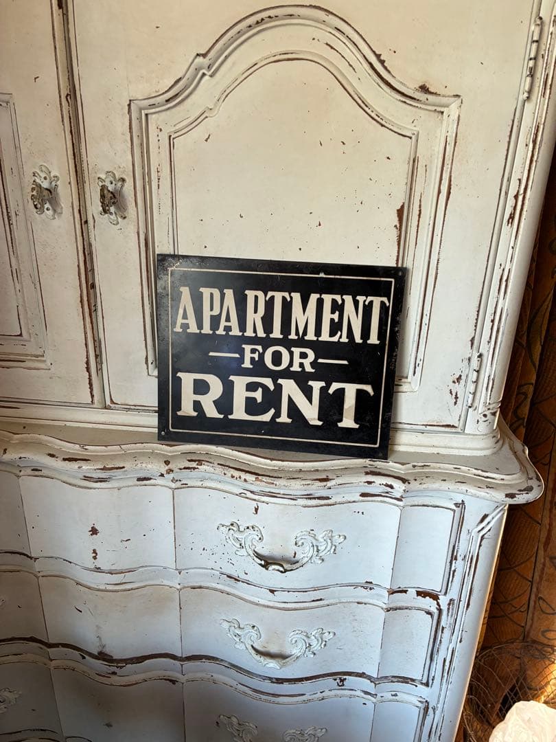 アンティーク　メタル　サイン　プレート　標識　看板　APARTMENT アメリカ