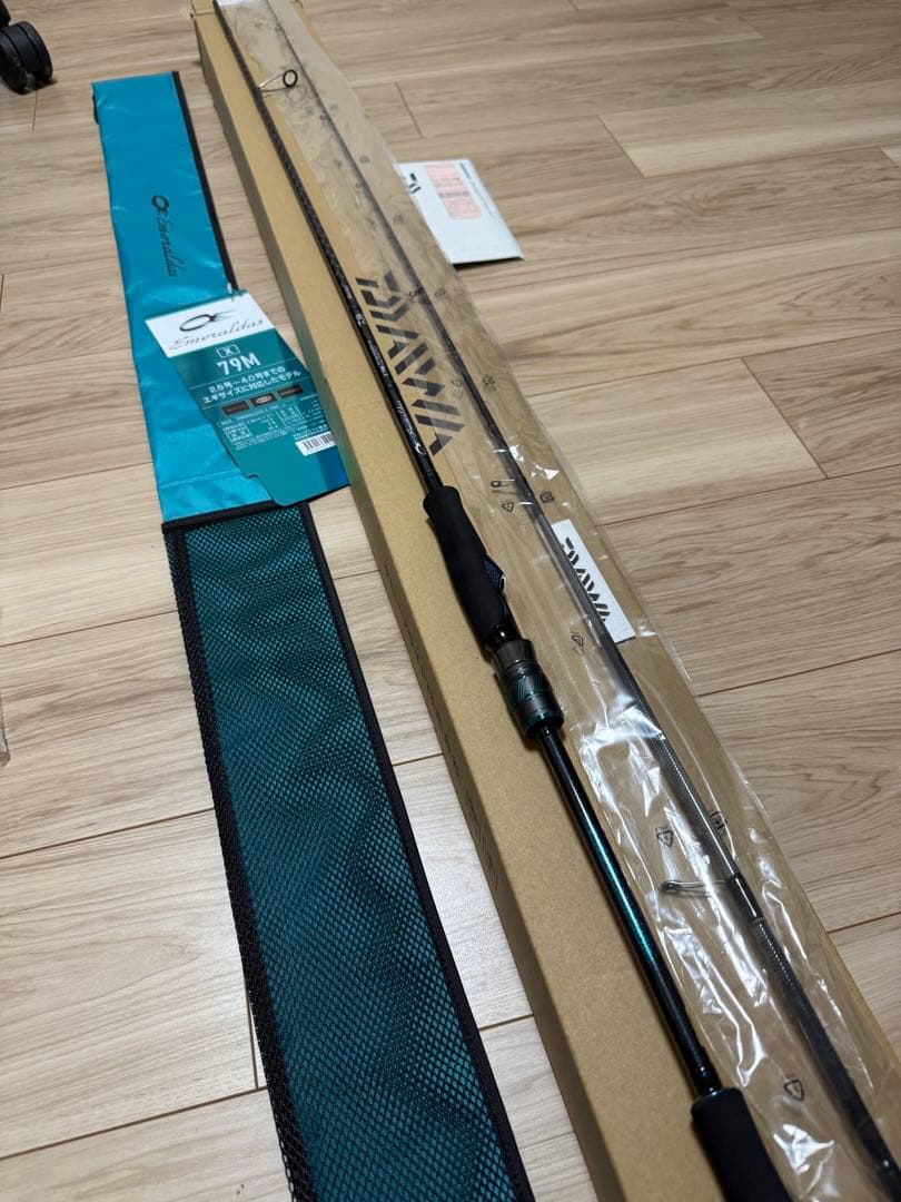 【未使用品】DAIWA エメラルダスX 79M エギングロッド