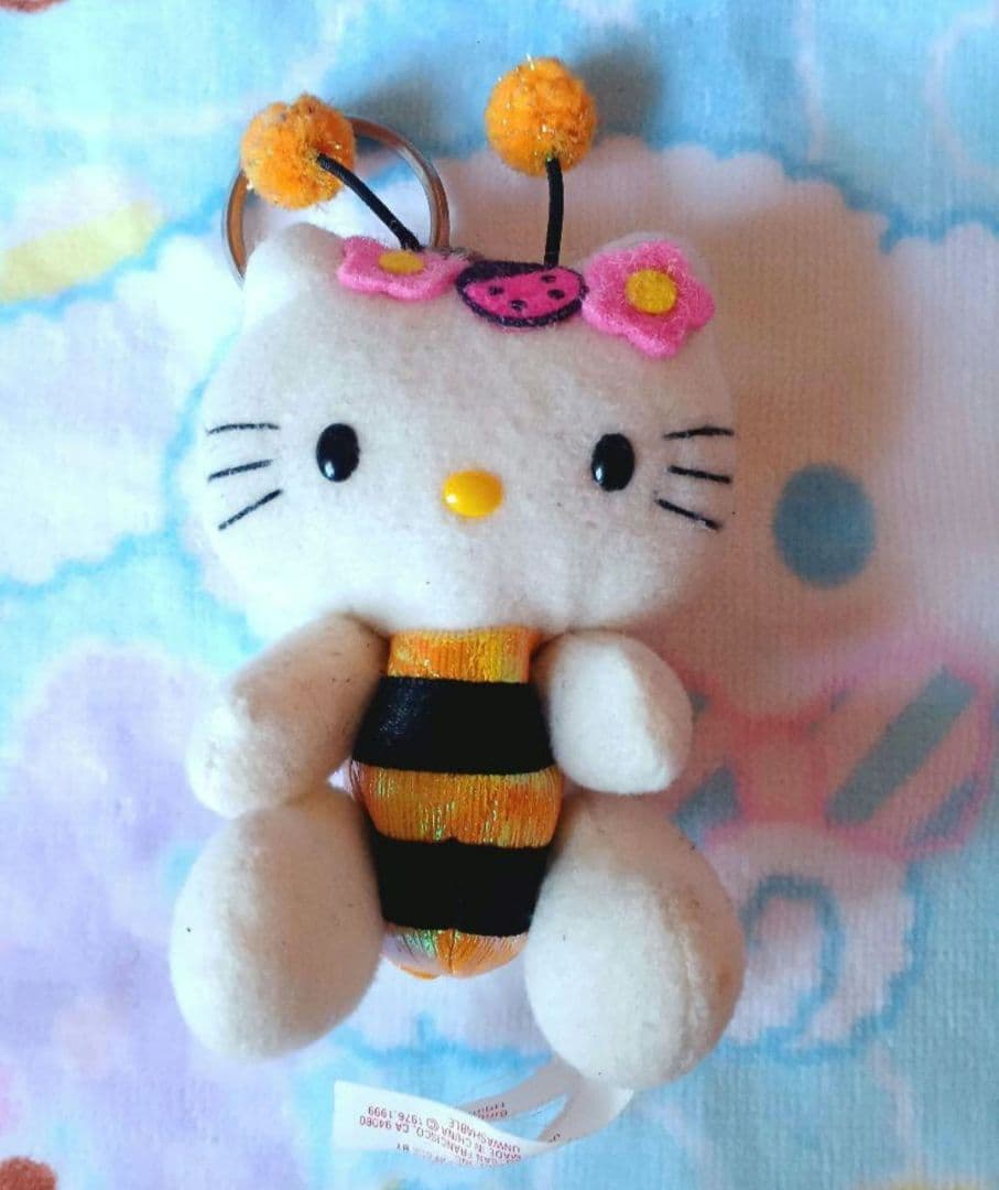 サンリオ♡Vivitix はち キティちゃん マスコット【激レア】