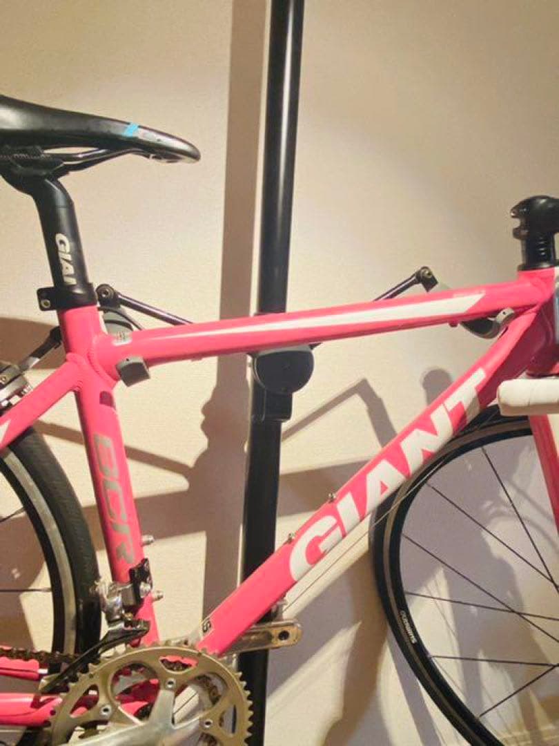 ピンク　ロードバイク　ジャイアント　105変速