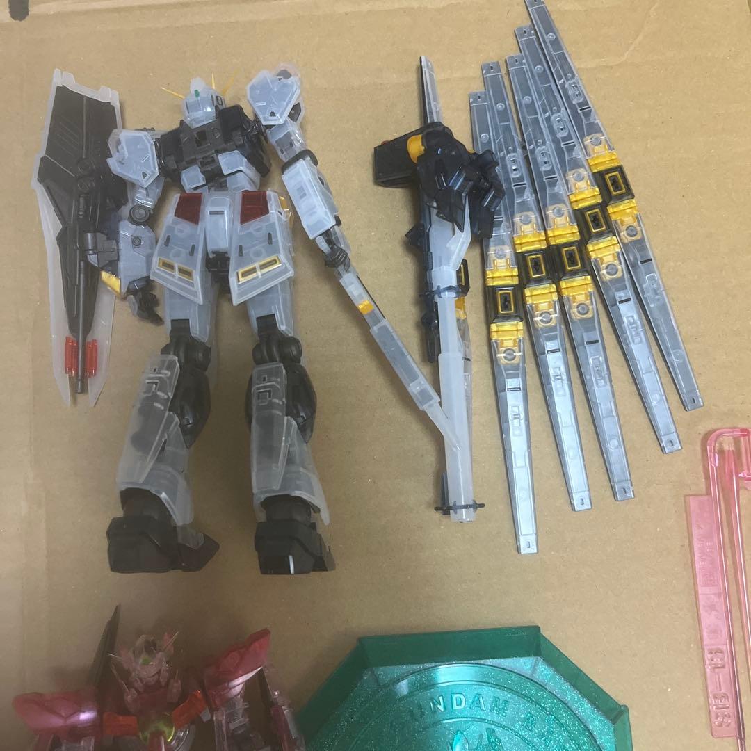 限定ガンダムプラモデルセット