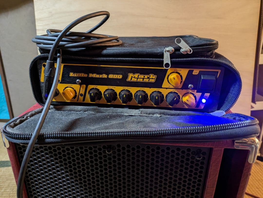 高出力　MarkBass Little Mark 800 ベース ヘッドアンプ