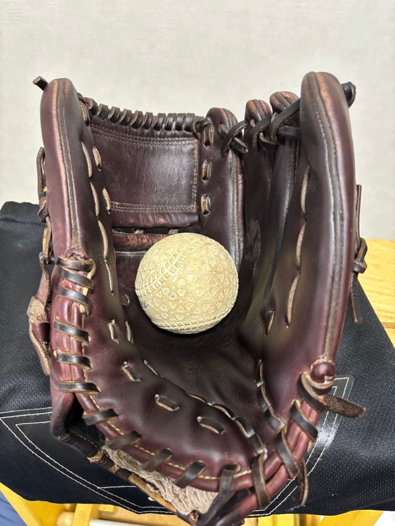 ミズノGlobal Elite 軟式グローブ 投手用ワインブラウン