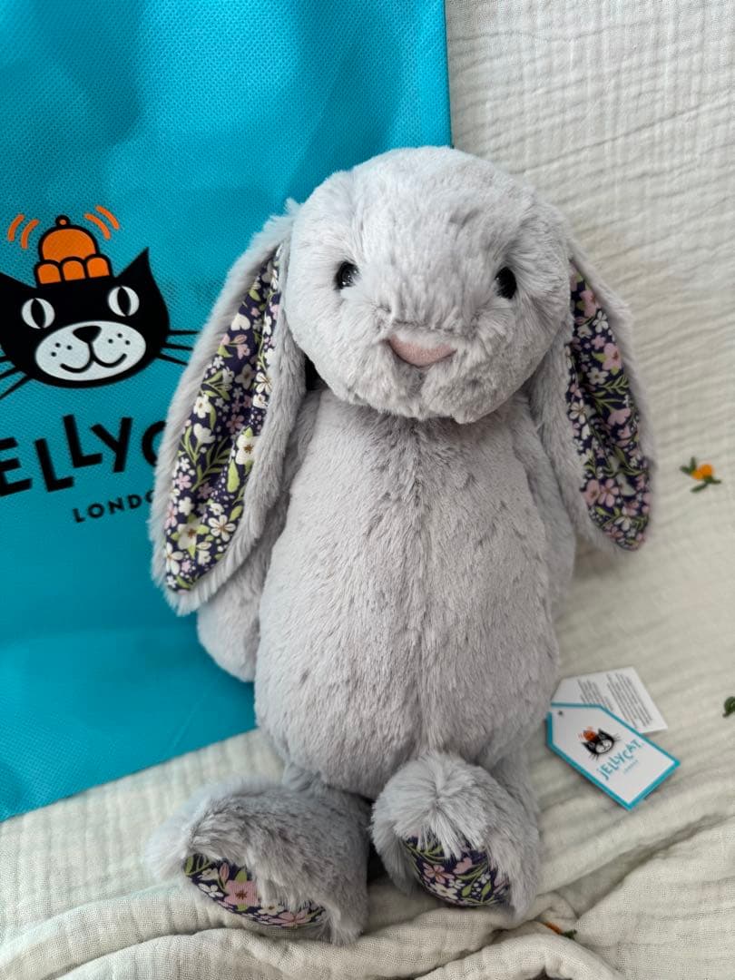 【新作新品・正規品】 うさぎ ぬいぐるみ バシュフルバニー M