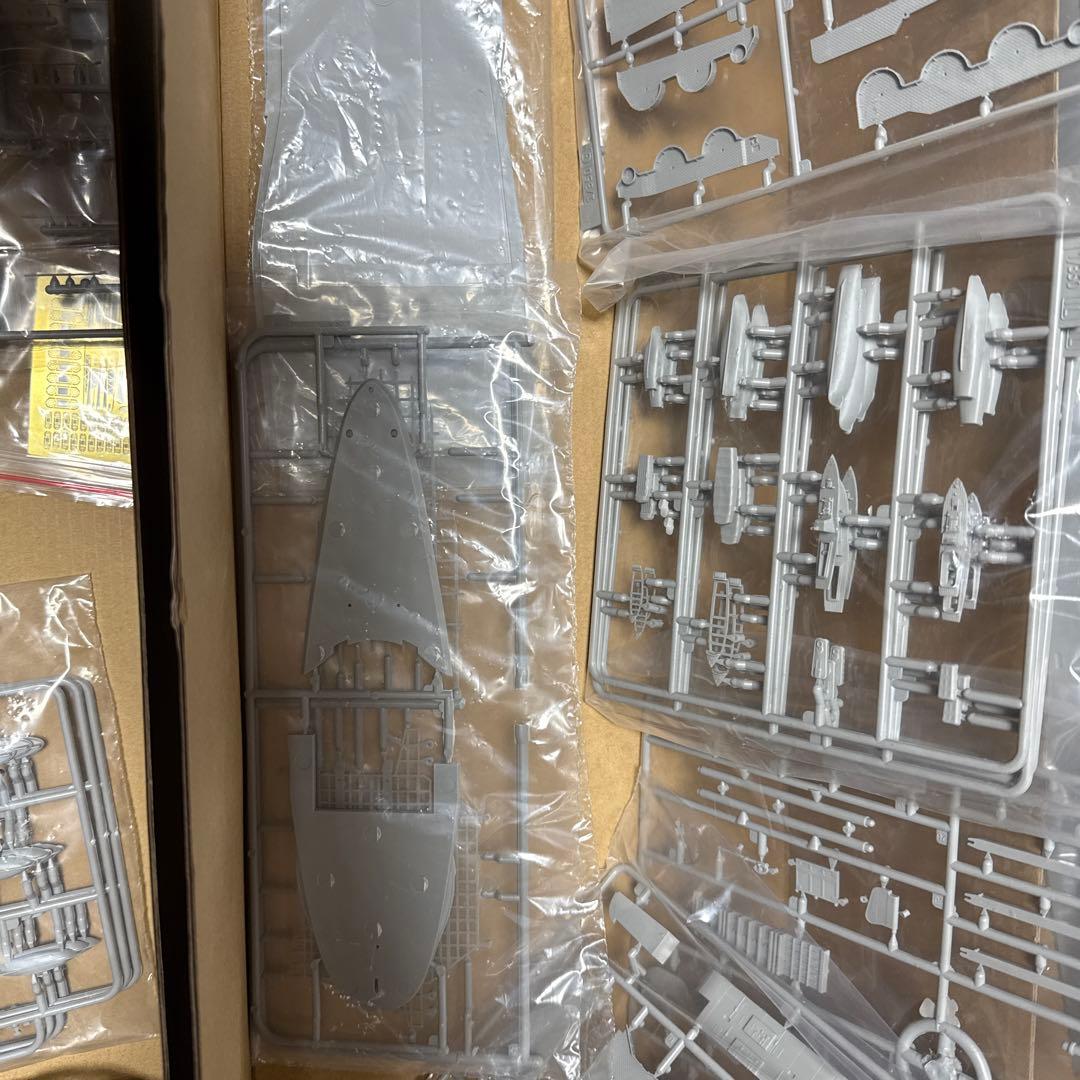 大鳳 1/350 プラモデル未組立