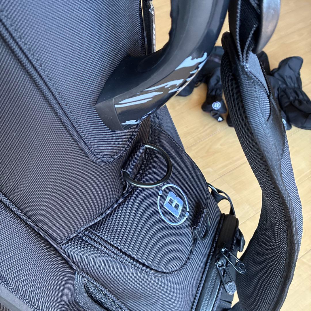 BRIEFING ブラック キャディバッグCR-3 ヘッド、アイアンカバー