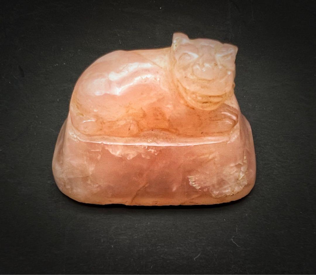 中国美術 古玩 粉水晶獸紋樣壺　彫刻置物