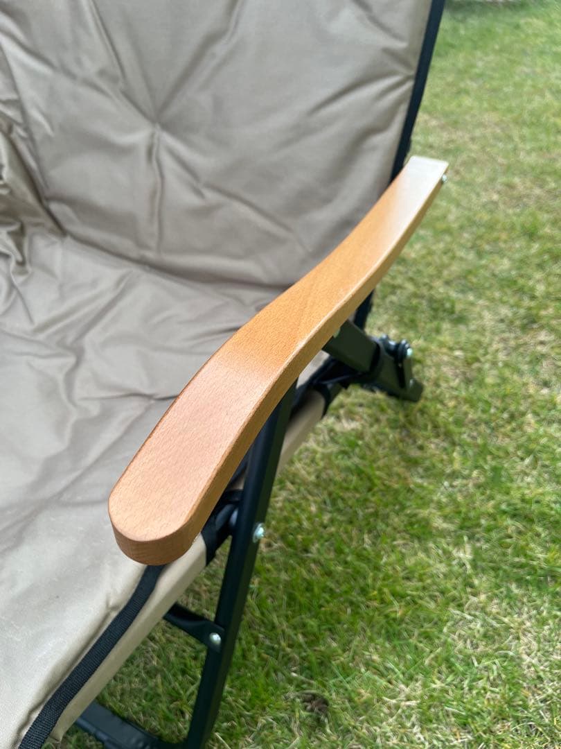 ユージャック　難燃リクライニングローチェア アームレストカスタム済