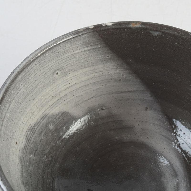 茶道具　出雲焼　十一代　長岡空権作　片身替　茶碗　共箱　V　9739