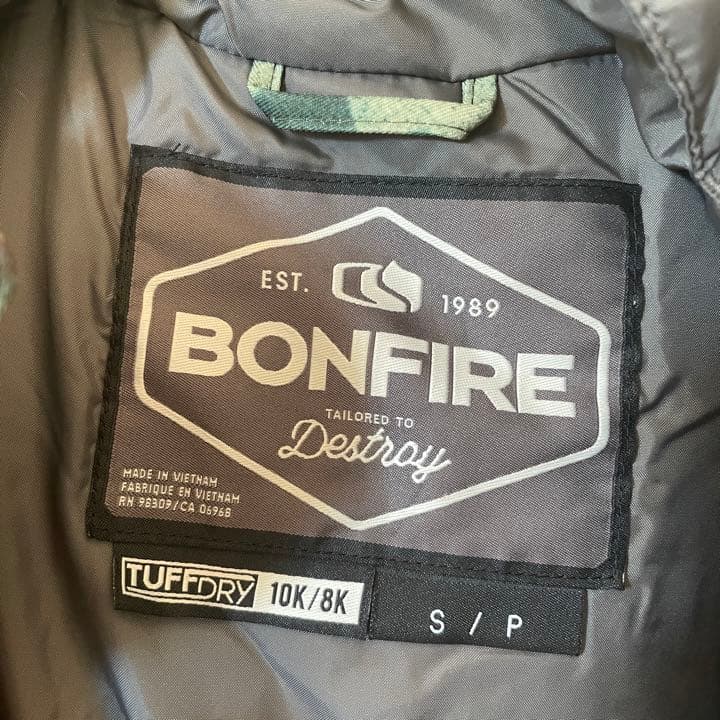 BONFIREボンファイア　スノボーウェア スキーウェア