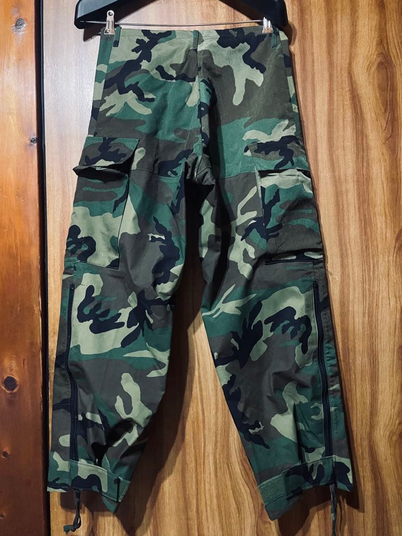 実物　ミリタリー　ゴアテックス　カモパンツ　XS ミルスペック