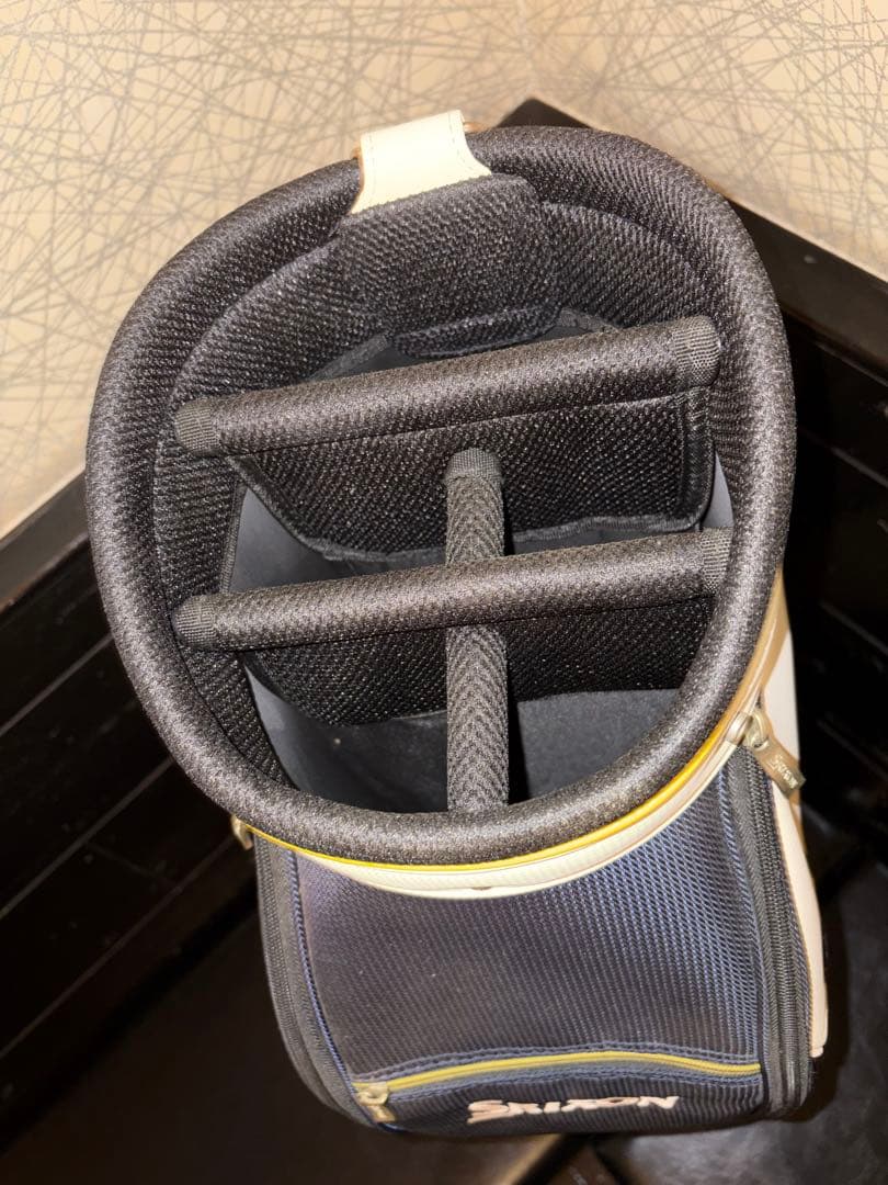 【新品未使用】スリクソン　松山英樹サイン入り　キャディバッグ他3点セット