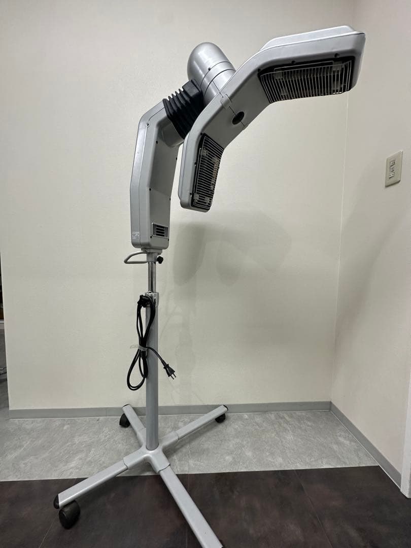 美容室　オオヒロ加温機ブーメラン