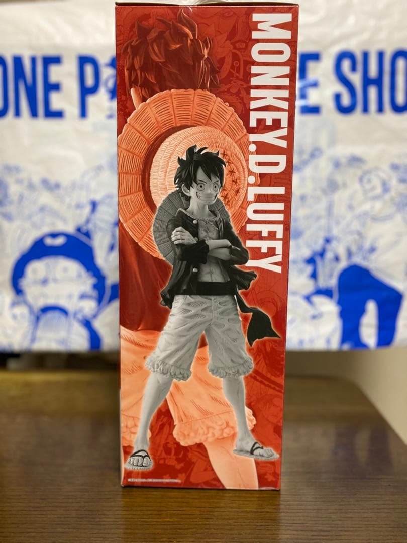 おまけ付ONE PIECE BASE SHOPくじ ルフィ コミックスカラー