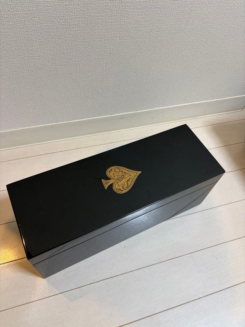 Armand de Brignac ゴールドシャンパン 750ml 木箱入り