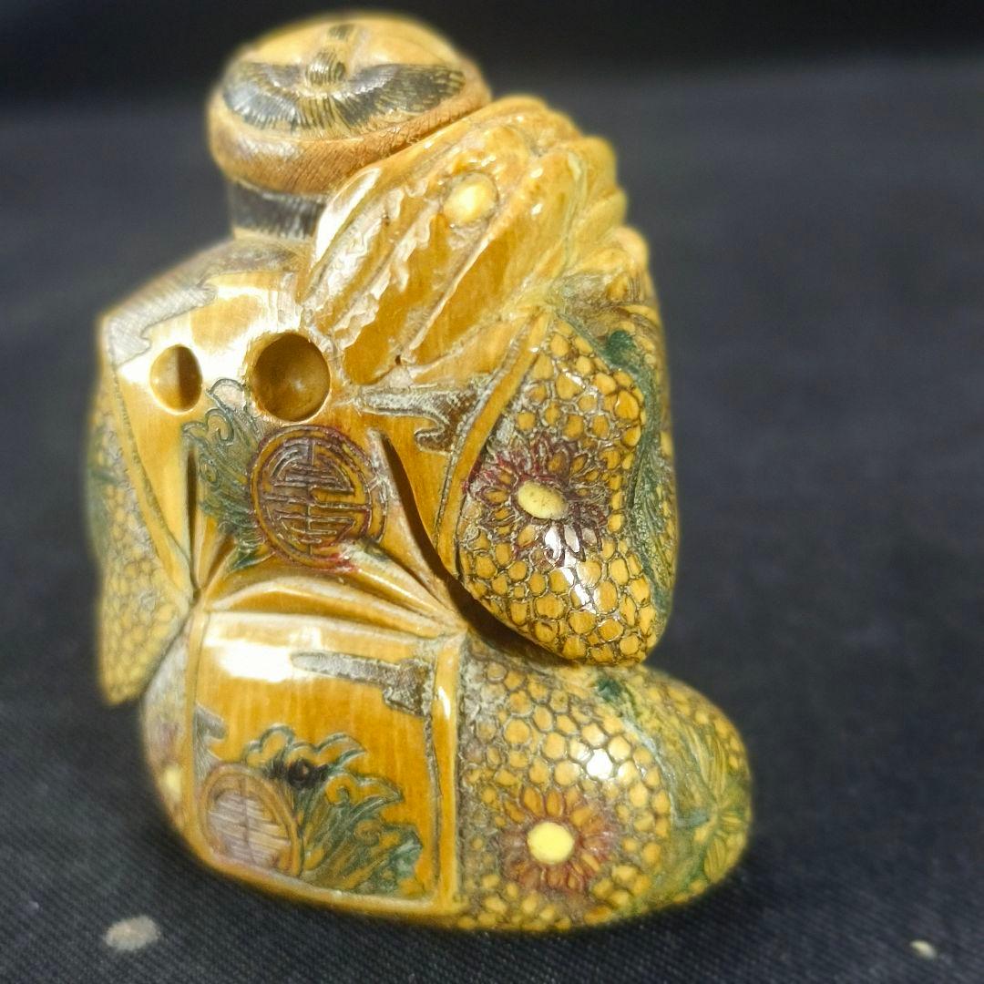 江戸根付 武士の図 山川在銘 天然素材細工 骨董 時代物 古美術 蒐集家放出美品