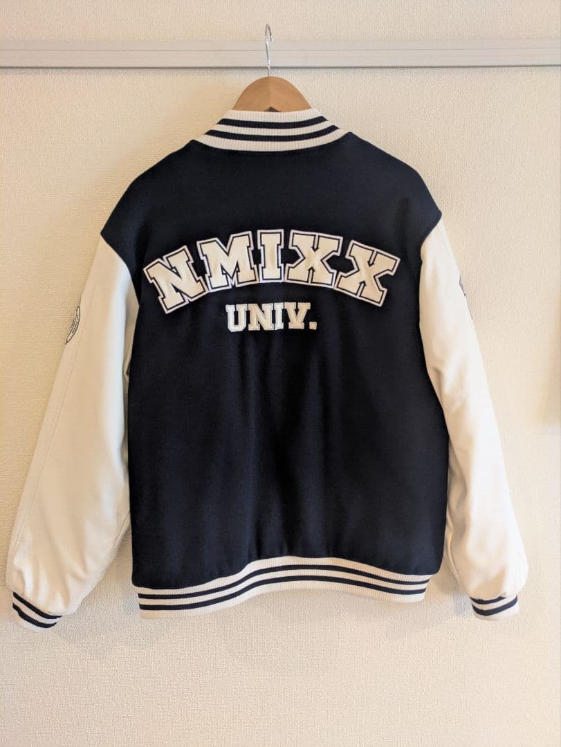 NMIXX ファンコンジャケット/スタジャン XLサイズ【トレカ同梱】