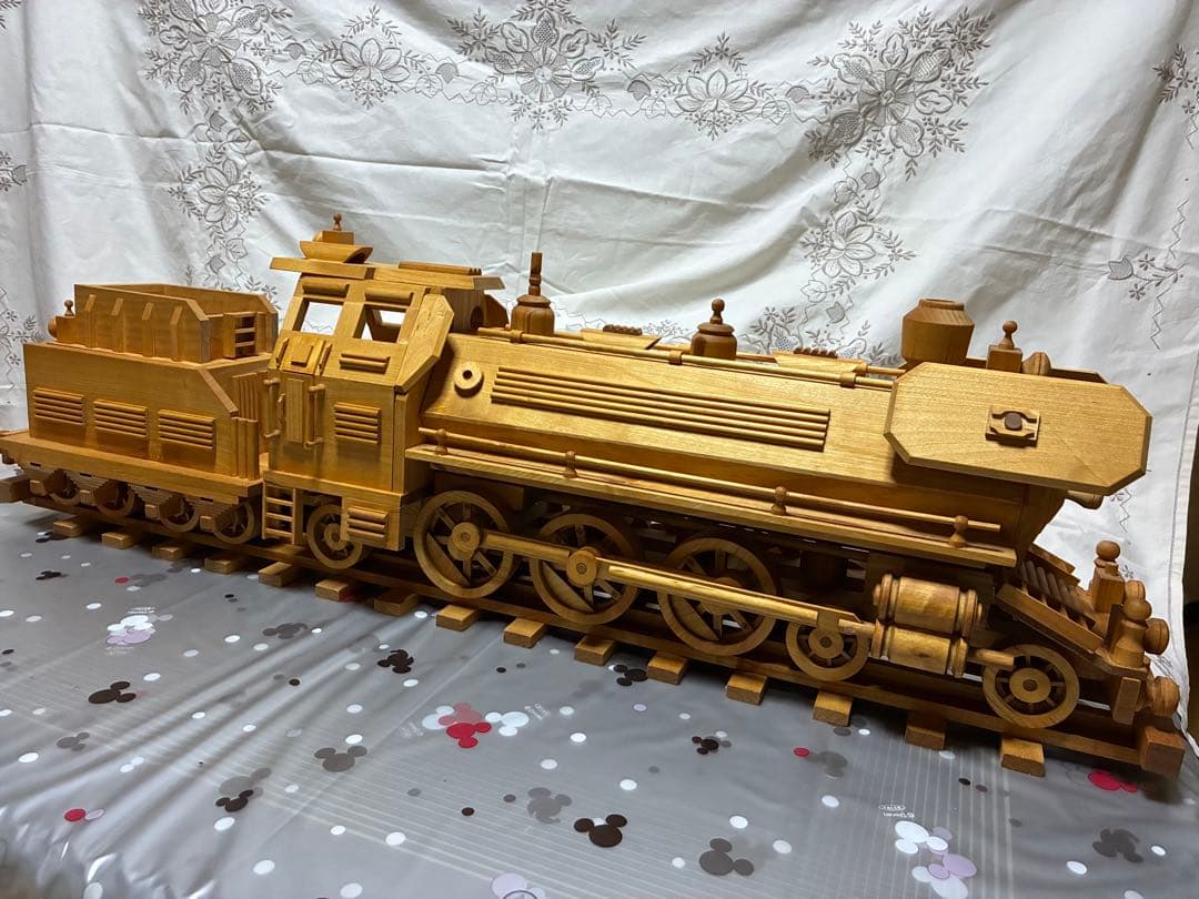 木製機関車模型 大型 ナチュラルウッド (ワインボトル1本グラス６個収納可)