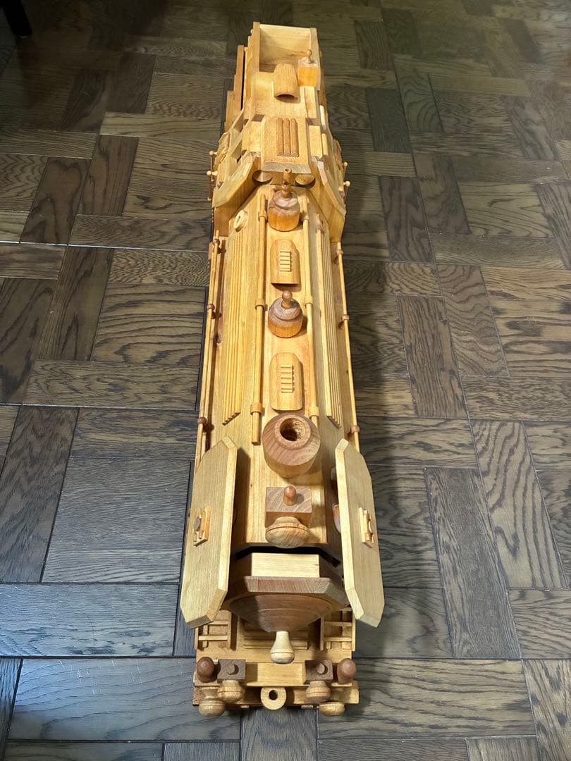 木製機関車模型 大型 ナチュラルウッド (ワインボトル1本グラス６個収納可)