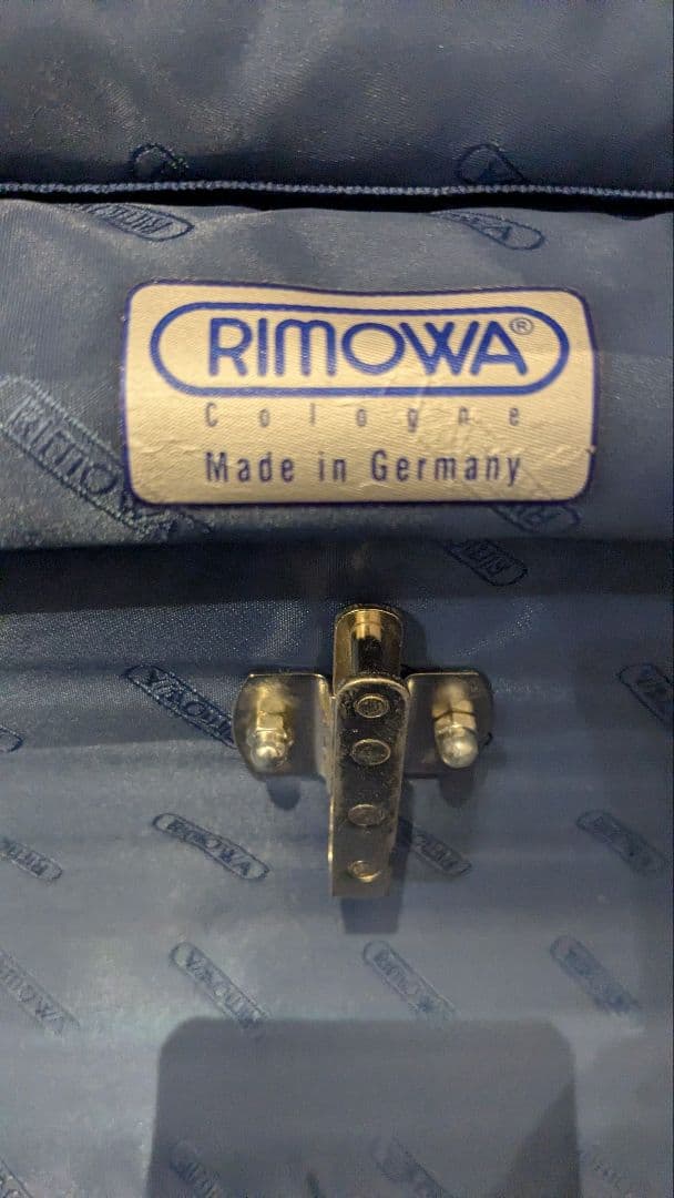 リモワ　RIMOWA　シルバー アルミニウム キャリーカート