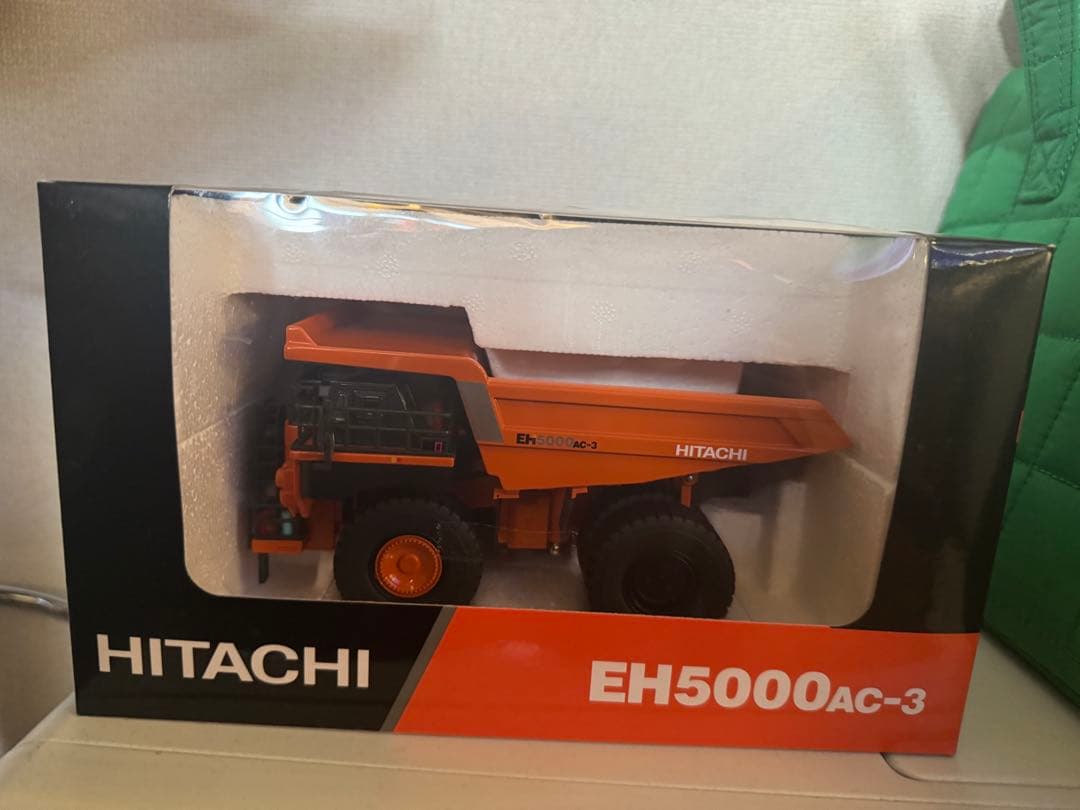 日立建機　EH5000AC-3
