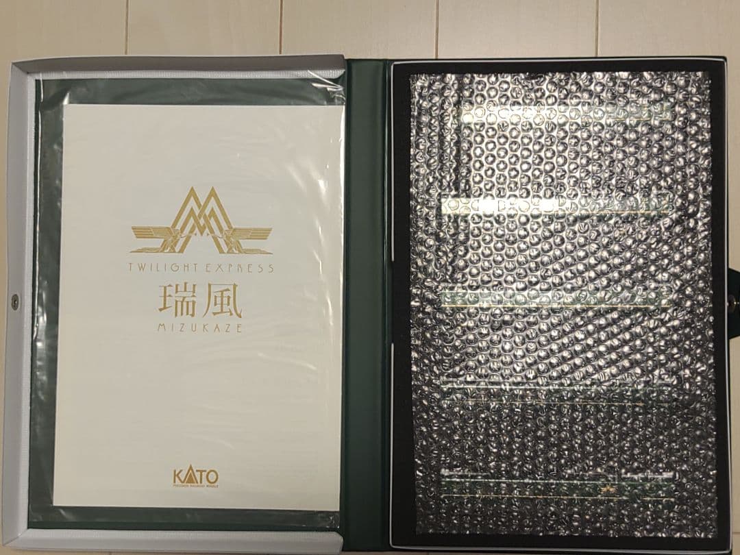 室内灯つき KATO 10-1570 Twilight Express 瑞風