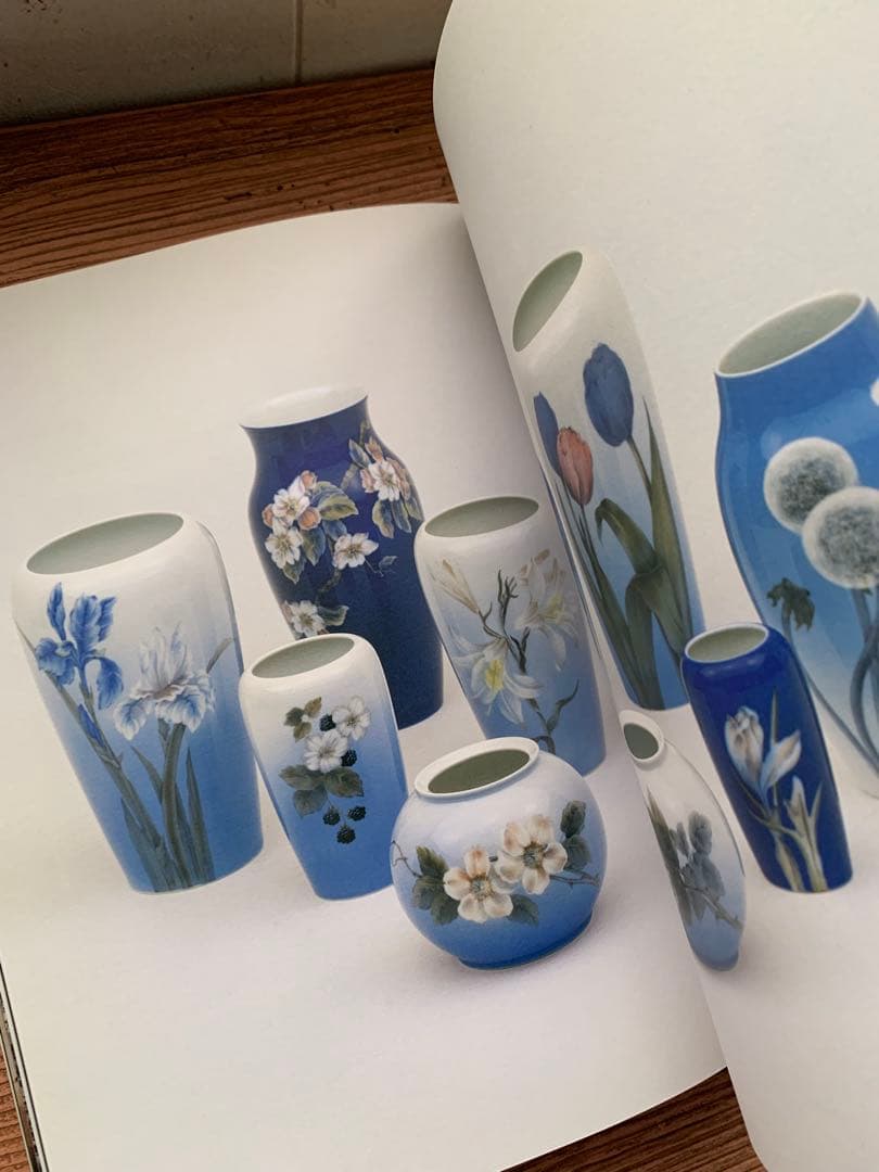 ロイヤルコペンハーゲン　1922年アンティークの建物と風景が素敵な花瓶！