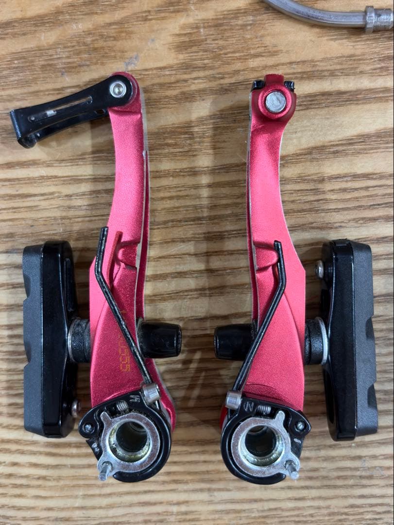 TRP CX9 Vブレーキ レッド