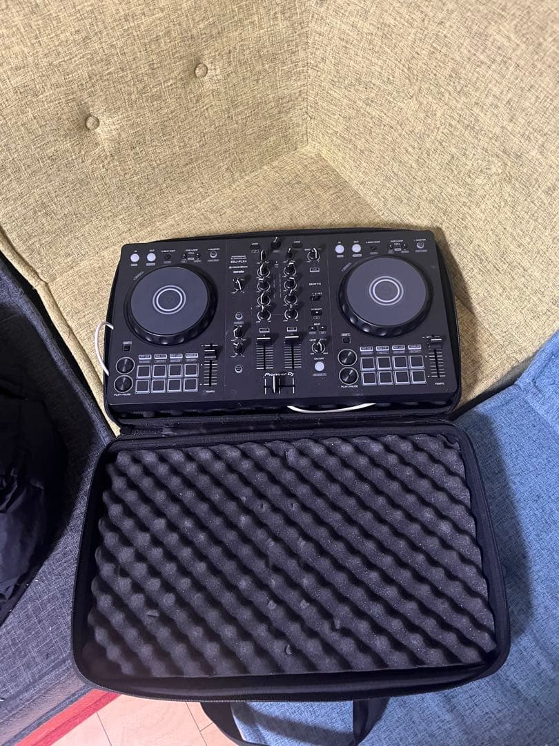Pioneer DJ DDJ-FLX4 DJコントローラー ケース付き