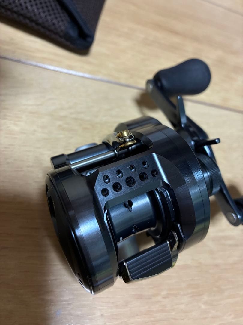 シマノ　24カルカッタコンクエスト シャローエディション 30HG 超美品