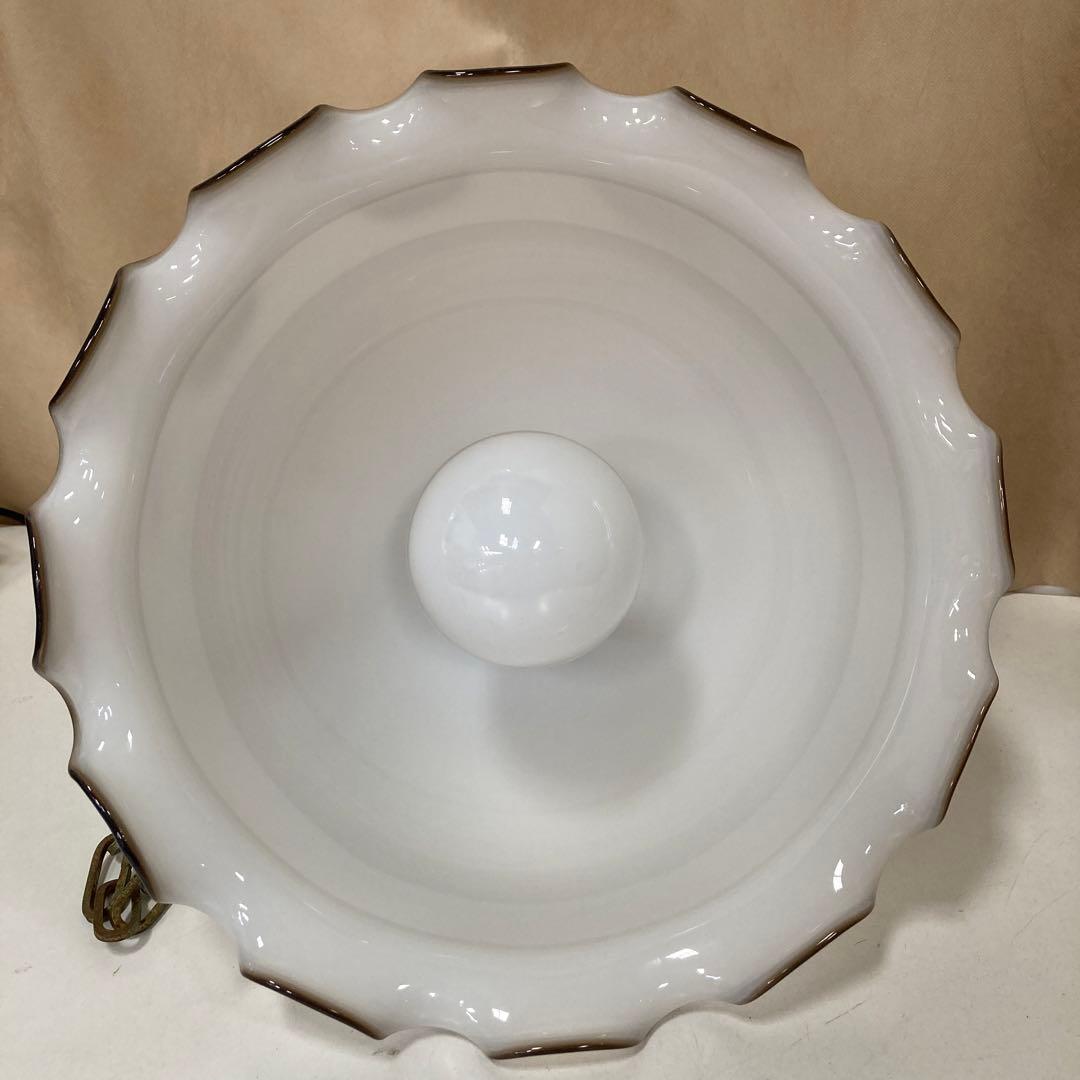 昭和レトロ　ペンダントライト　ミルクガラス　フリル　ビンテージ