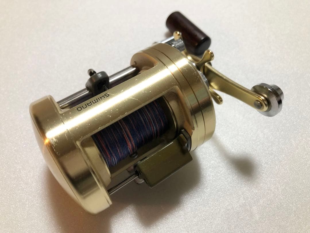 シマノ　カルカッタ小船1000