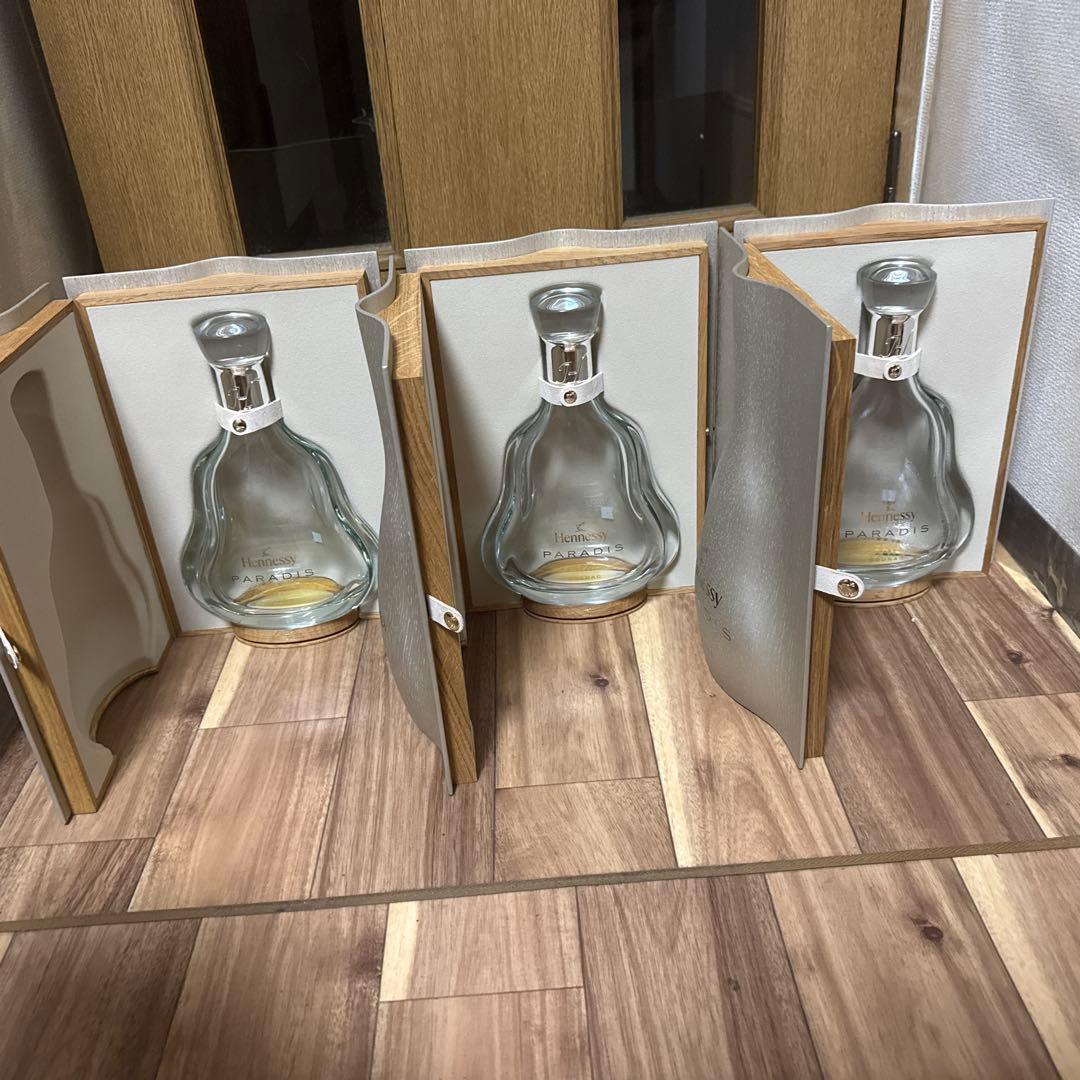 送料無料！空瓶！Hennessy Paradis ヘネシー パラディ3本箱付