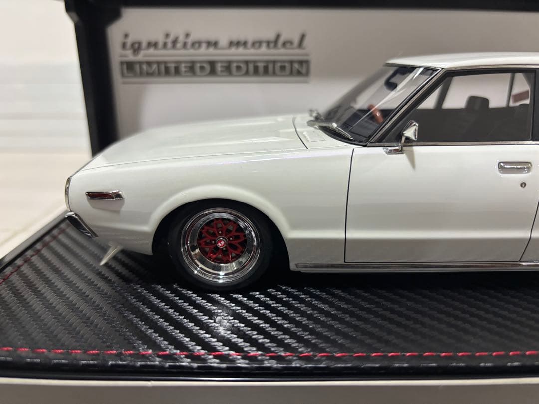 1/18ミニカー イグニッションモデル　日産スカイライン　ヨンメリ【新品】