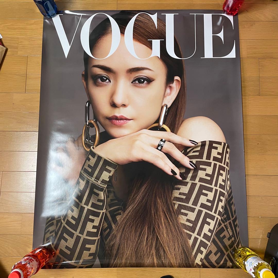 【非売品】 安室奈美恵 Vogue 台湾 ポスター 特大 B1サイズ