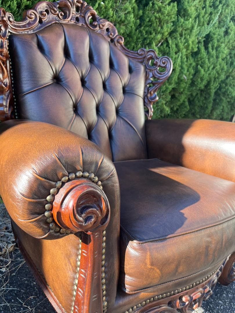 イタリア製 ロココ様式最高級本革張り1人掛けソファ　1Pソファ
