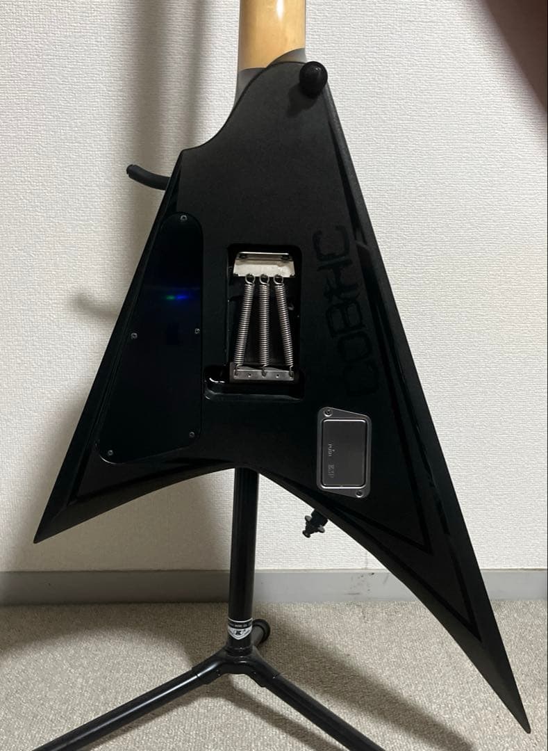 EDWARDS E-ALEXI BLACKY アレキシ ギター