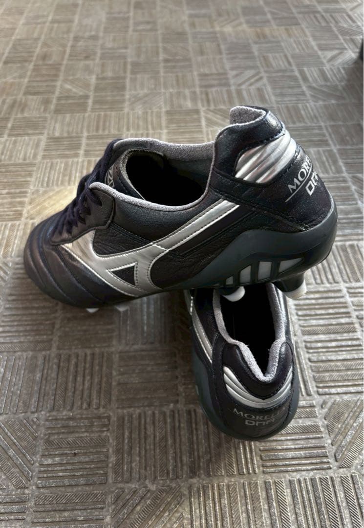 【限定品】MizunoモレリアDNA JAPAN 26.0cm 販売終了カラー