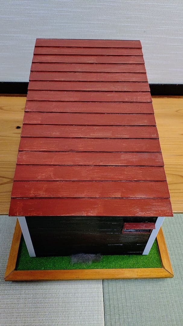 1/18　ジオラマ　ミニカー　ガレージ　車庫　納屋　ドールハウス　即購入禁止