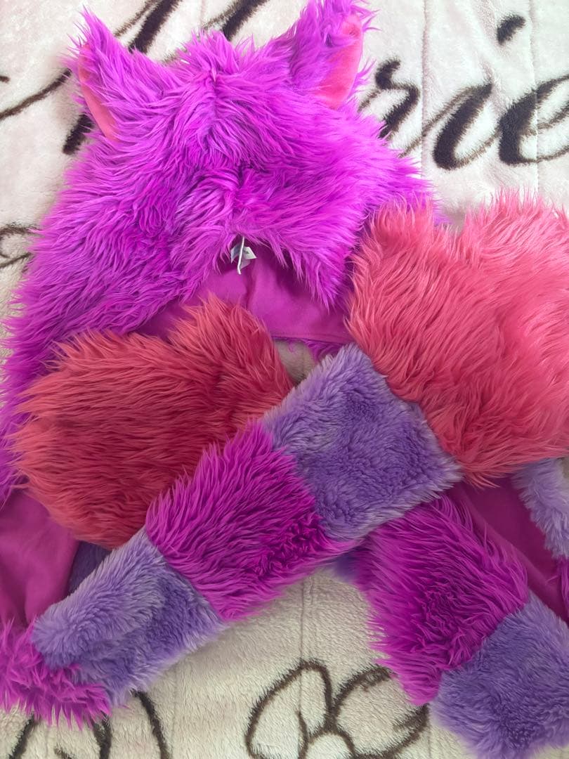 ディズニー　チェシャ猫　マフラーファンキャップ