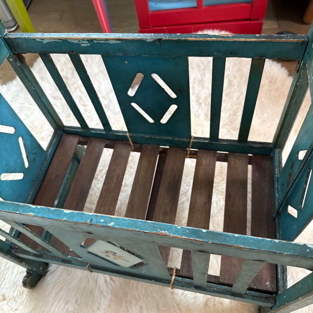 レトロ木製収納ラック イギリスアンティークドールベッド　ビンテージ家具