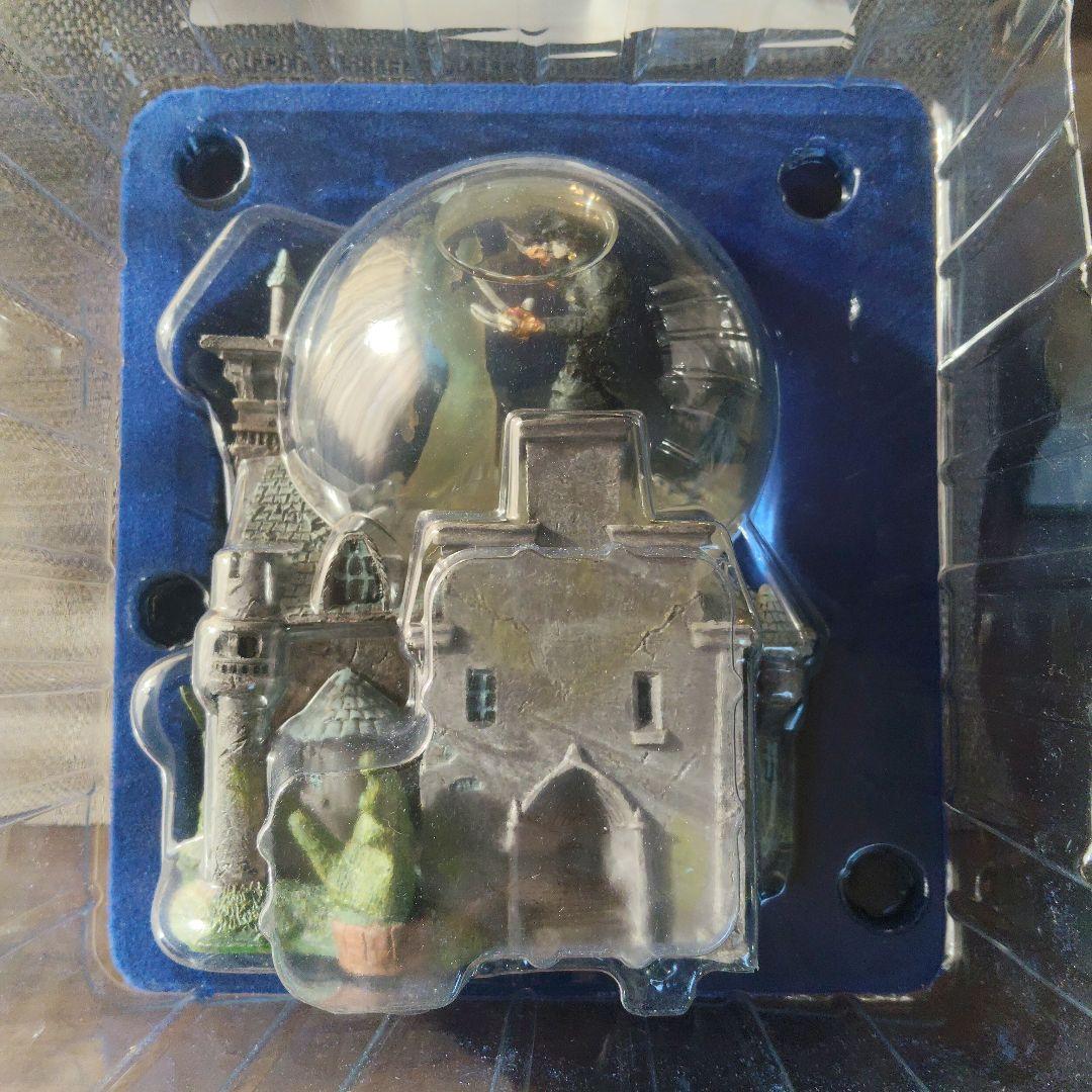 [良好品]ティムバートン監督 ジョニーデップ主演　 シザーハンズのスノーグローブ