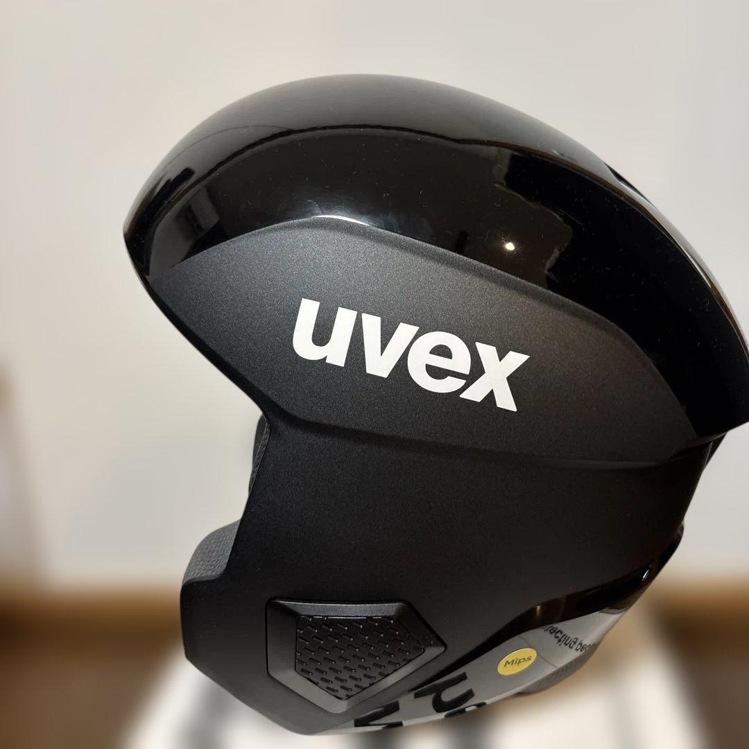 美品【uvex 】スキーヘルメット インビクタス　ミップス　 日本正規品