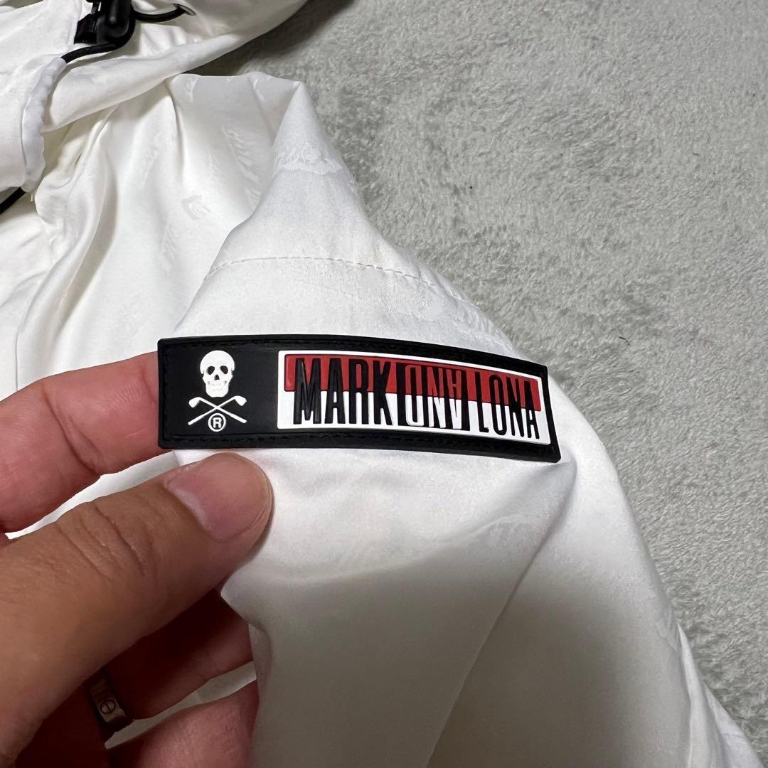 マークアンドロナ　ナイロンジャケット ホワイト　48サイズ　ゴルフウェア 総柄