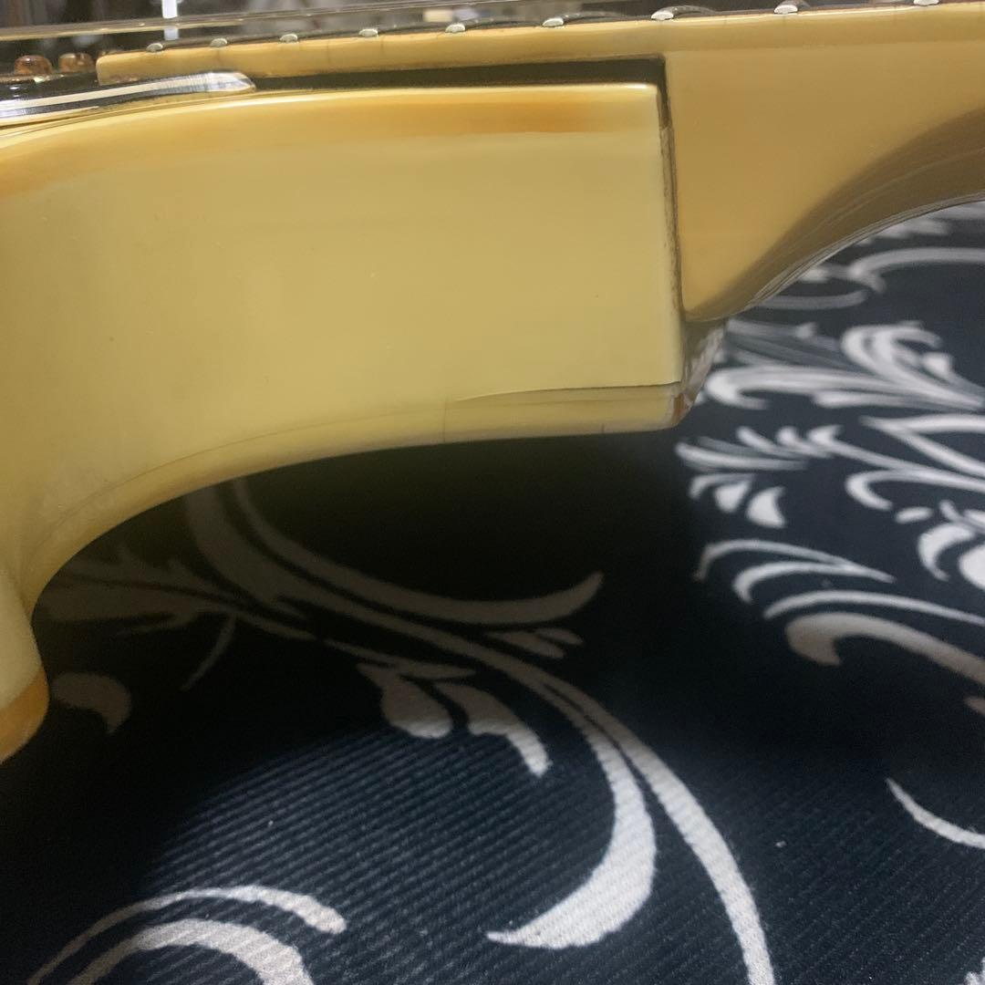 ジ*ー様 Epiphone レスポール　7桁シリアル日本製　クリーム色