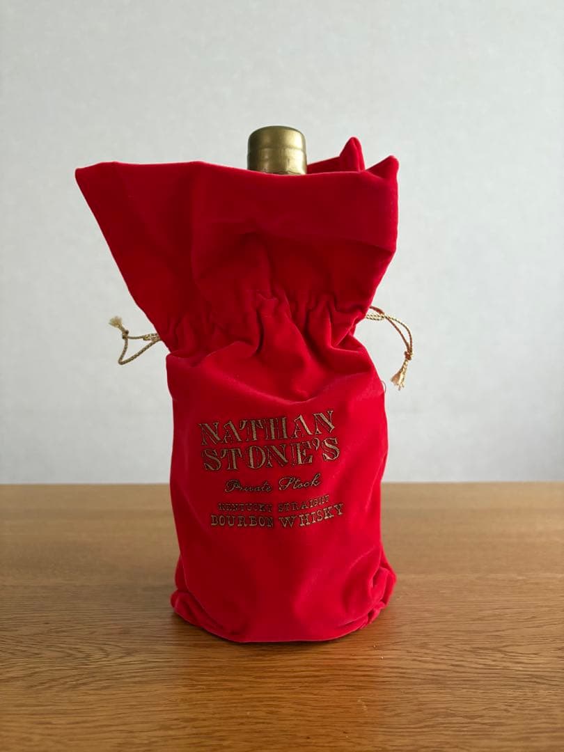 未開栓 NATHAN STONE'S バーボンウイスキー 105プルーフ