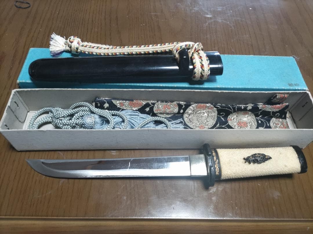 刀 約30cm 黒鞘 白柄