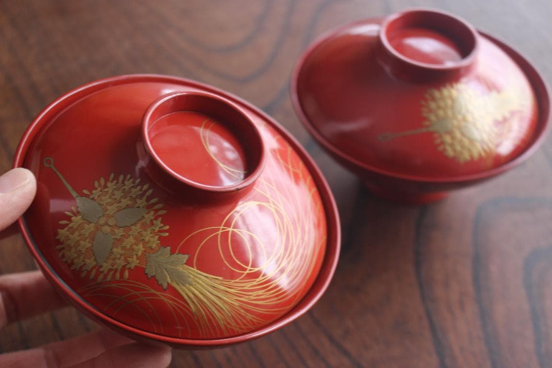 小傷有！時代朱漆に優美な薬玉蒔絵の映えるお椀2点（検輪島塗吸い物椀蒔絵椀